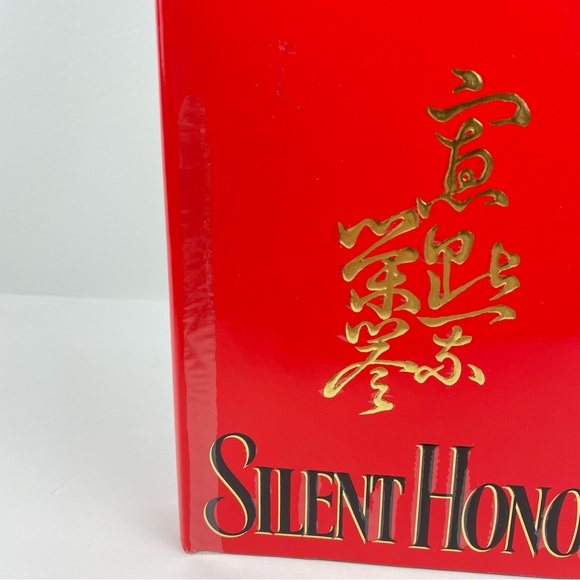 4 for $20 Danielle Steel Silent Honor - Picture 2 of 5